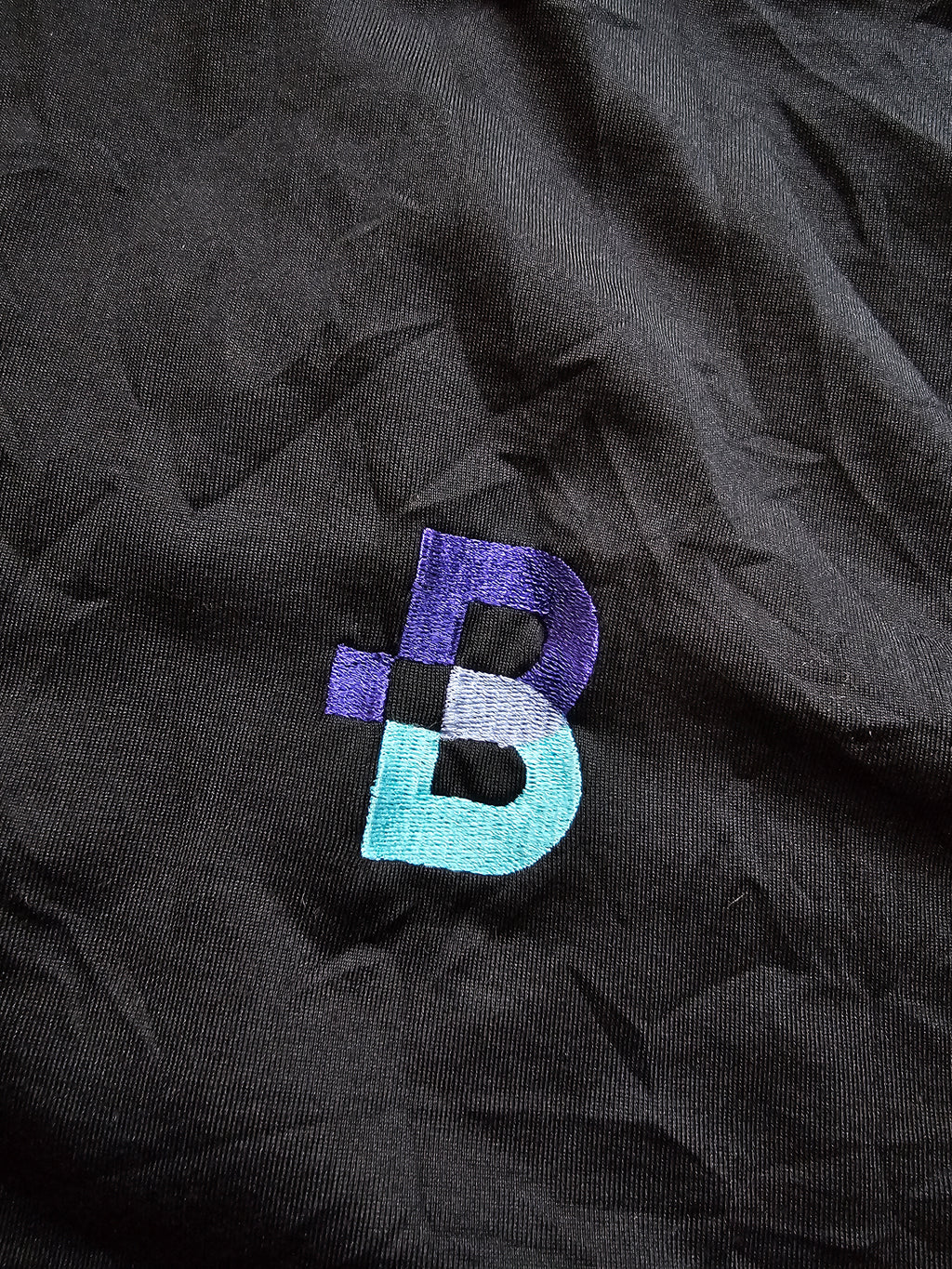Polera Deportiva Black Tech - Half Zip