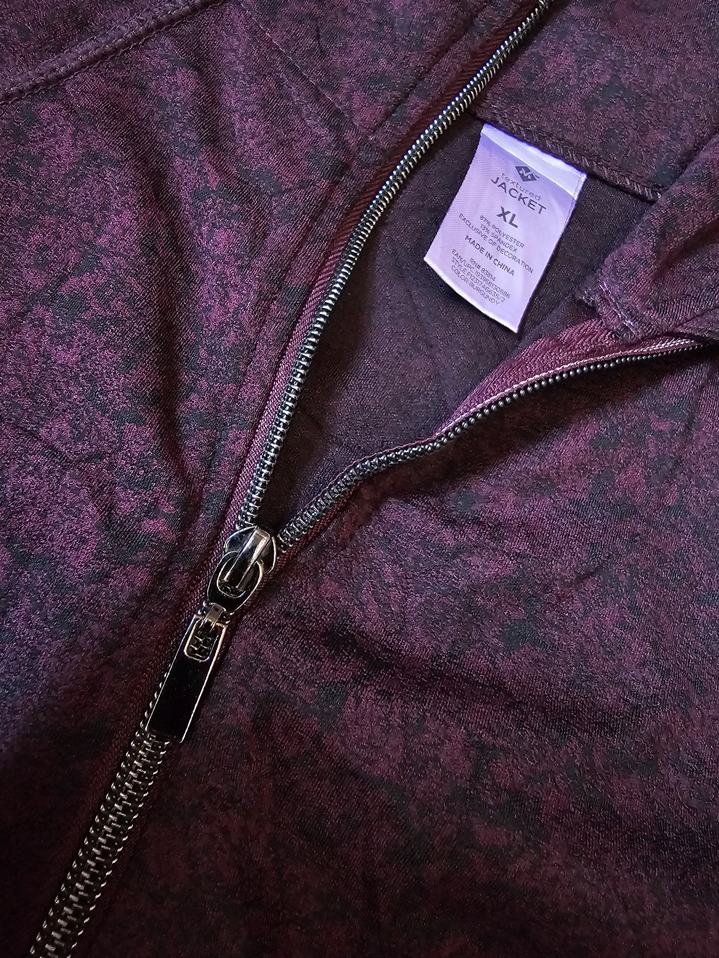 Casaca Premium Athleta – Textura Mármol Vino – Full Zip