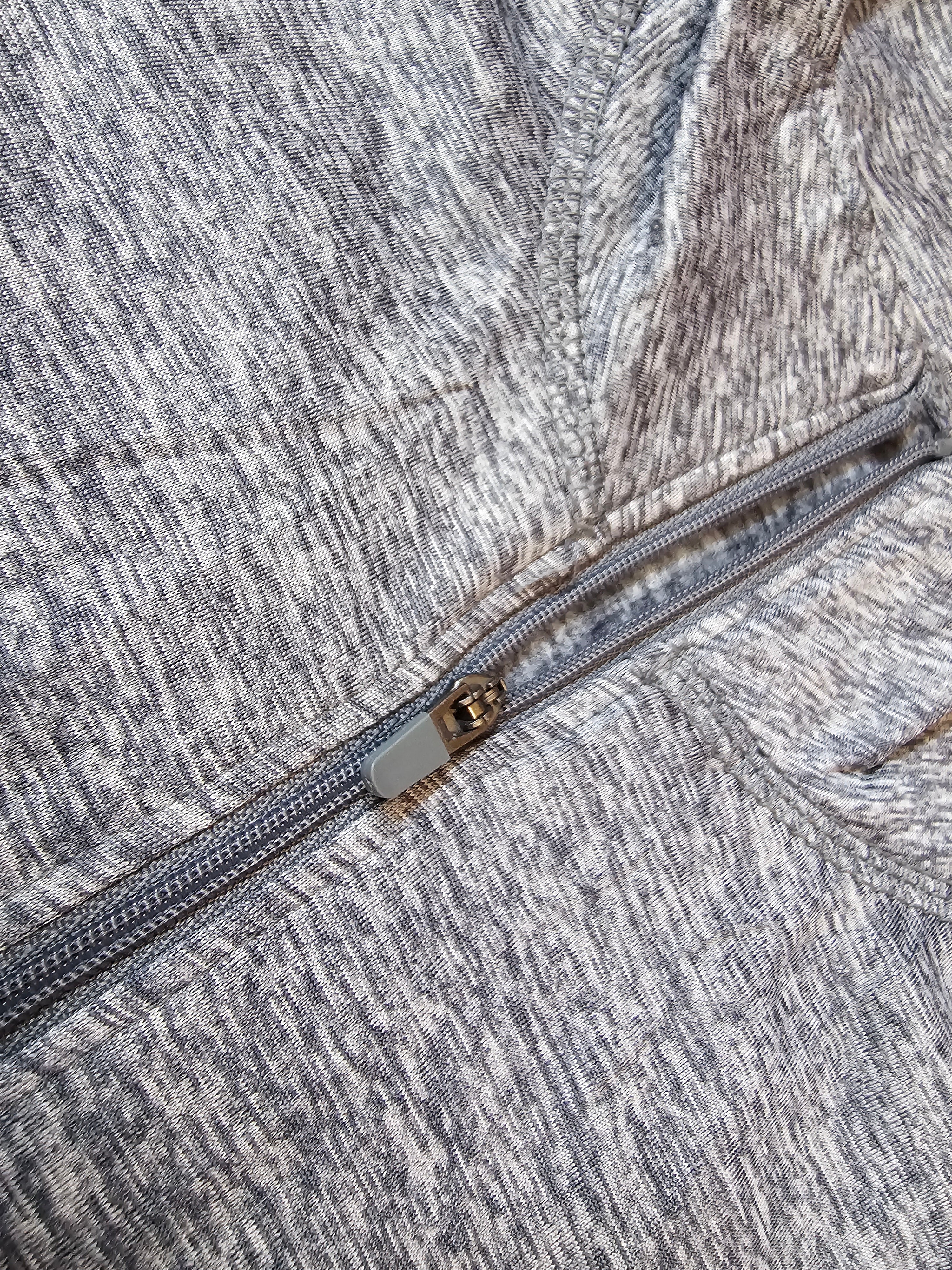 Polera Técnica Half-Zip Lilly – Edición Corporate Premium🇺🇸